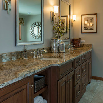 Traditional Master Bathroom