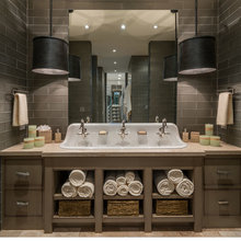 Martis bathroom