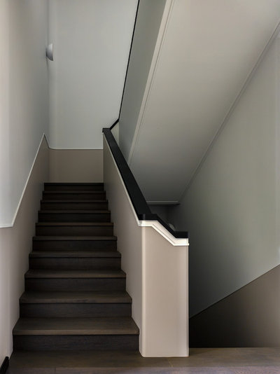 Современный Лестница by Лена Зуфарова