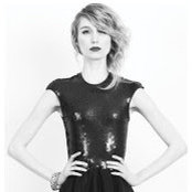 Amanda natzel's photo