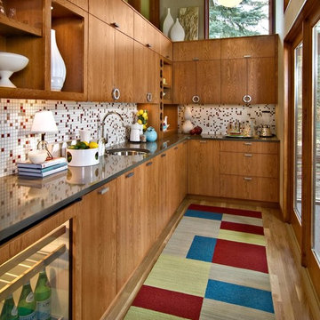 Mid-Century Butler's Pantry