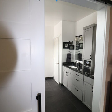 22nd St - 2 Bath Remodel