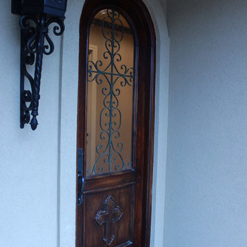 Custom House: Mrs. Jacquelyn Cain's Home