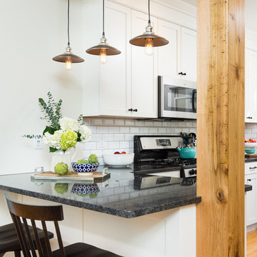 Cheerful Burns Park Kitchen in Ann Arbor, Michigan