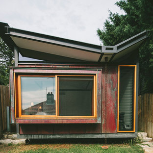 シドニーのコンテンポラリースタイルのおしゃれな家の外観の写真