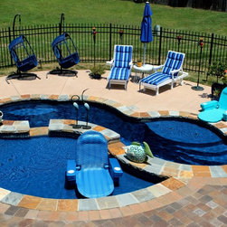 Fiberglass Pool with Tanning Ledge & Bubblers - Products
