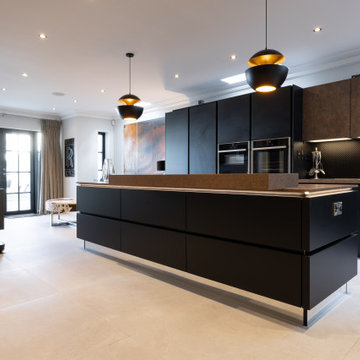 Kitchen - Bianco Royal Tile