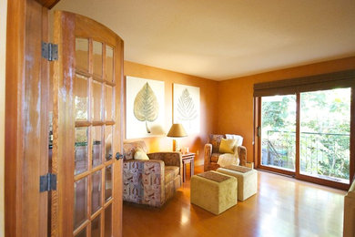 Example of a transitional home design design in Vancouver