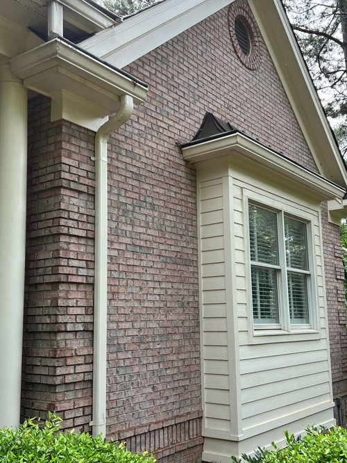 Help! What roof and exterior colors for pink brick?