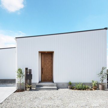 心地よい中庭がある、シンプルナチュラルな平屋