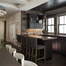 Kitchen/Bar Lakehouse