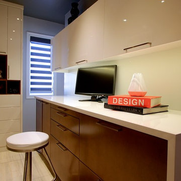 Modern Family Room & Mudroom