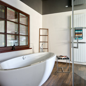 Wohnbad mit freistehender Wanne