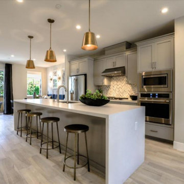 SummerHill Homes Kitchens: Montecito Residence 2T Kitchen