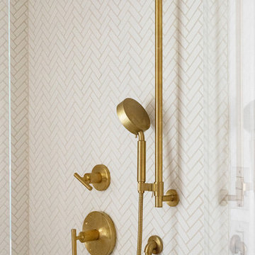 Lakeway Bathroom