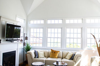 Living room - modern living room idea in New York