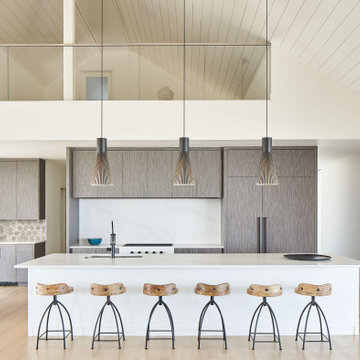 Figure Eight House
