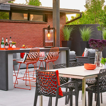 Mid-Mod Oasis in the City