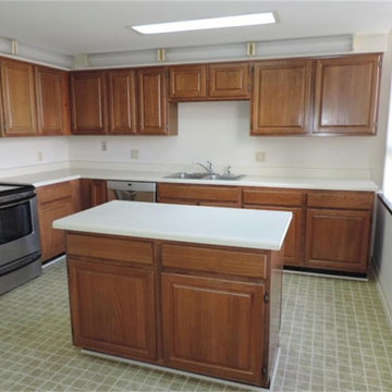 Kitchen Before Renovation