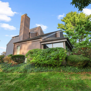 93 Hollister Way North, Glastonbury