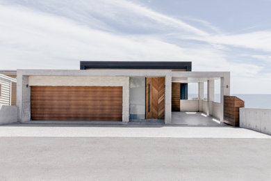 Photo of a contemporary exterior in Wollongong.