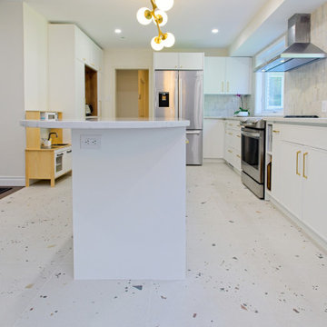Round Edge Retreat in Etobicoke