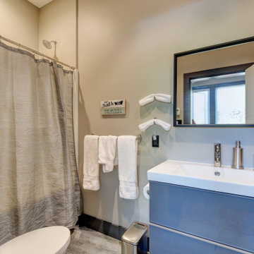 1499/1499B Trail Way - $1,695,000 – MLS Res 885121 / Com 885130