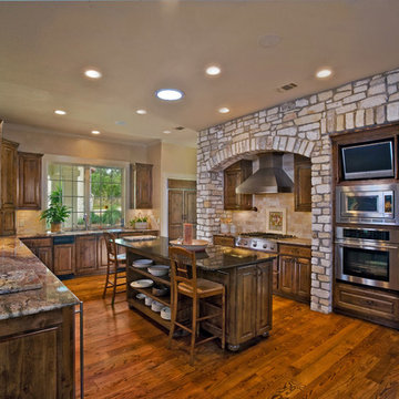 Rustic Italian Style, Traditional Influence in Cordillera Ranch