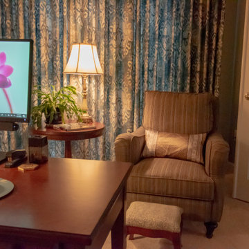 Home Office with Light Control