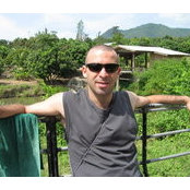 Itay Navamas billede
