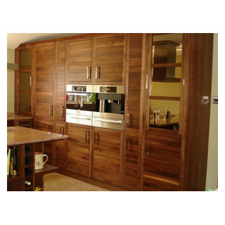 Lovett and Sons custom cabinetry - Contemporary - Kitchen - Calgary ...