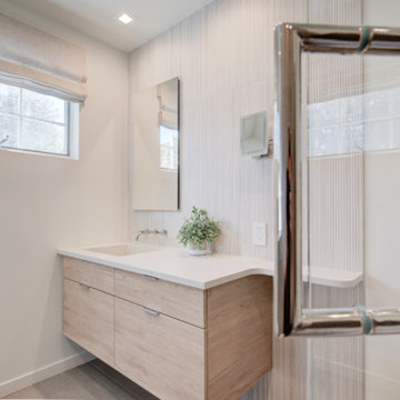 Huntington Bay Bath and Powder Room
