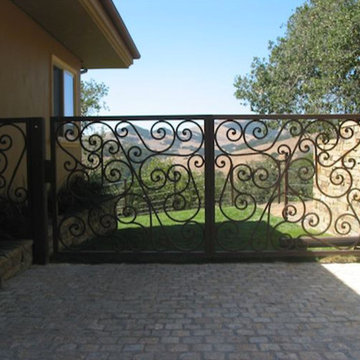 Gates & Fencing