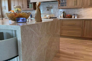 Kitchen photo in New York