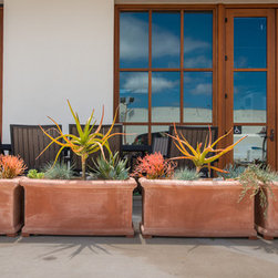 Sonos Headquarters, Santa Barbara, CA - Outdoor Products