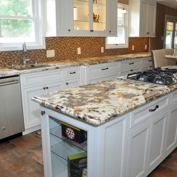 Splendor Gold Leather Granite
