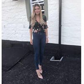 Francesca Ewart's photo