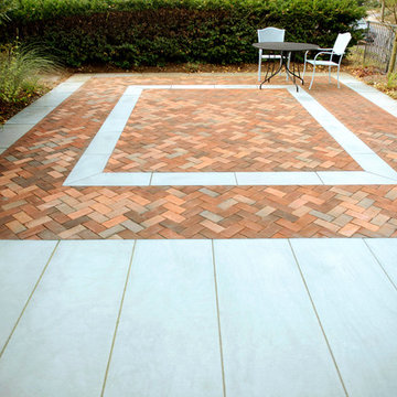 Walkway and Patio with Glen Gery Brick and thermal bluestone