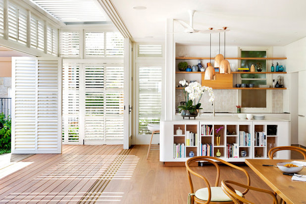 Traditional Kitchen by Luigi Rosselli Architects