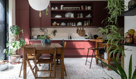 23 Ways to Add a Dash of Damson to Your Decor