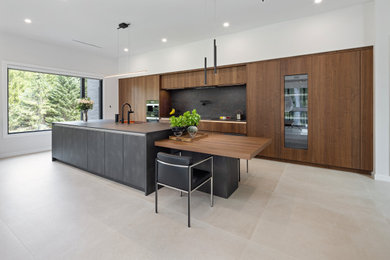 Kitchen - modern kitchen idea in New York