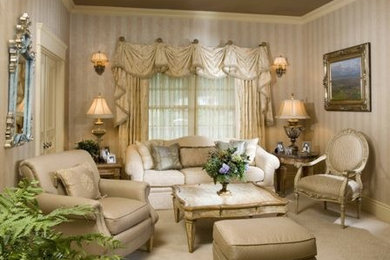 Living room - traditional living room idea in New York