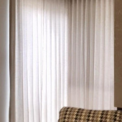 Los Angeles Condo - Curtains