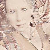 Simone Sharples Enks's photo