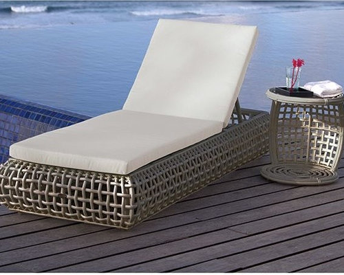 Outdoor Chaise Lounges