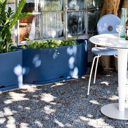 Onda Outdoor Planters by Serralunga - Outdoor Pots And Planters
