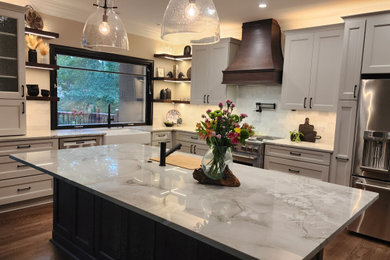 Example of a trendy kitchen design in Atlanta