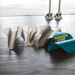 Fly magazine rack by Tonin Casa - Media Racks And Towers