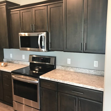 Functional Family Home (Kitchen, Bath, & Laundry)