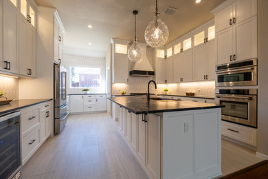 Home design - large traditional home design idea in Dallas